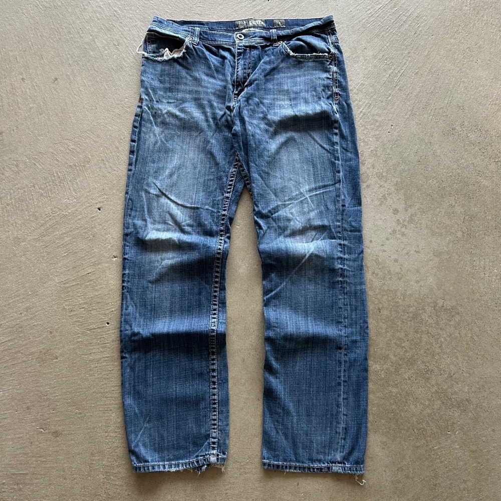 Vintage BKE Buckle Jeans Size 38L Blue Medium Wash Denim Tyler Straight Leg